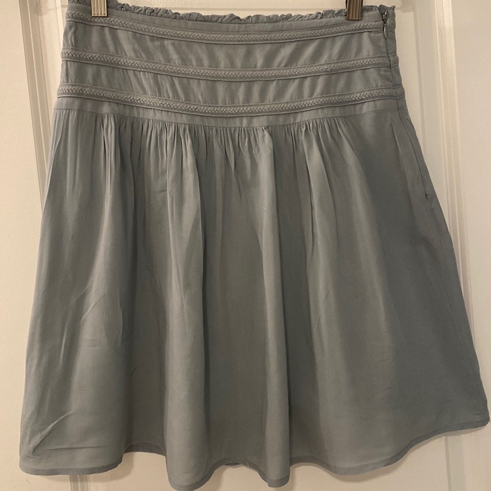 Sea foam green fit and flare flouncy, just below the knee, summer skirt